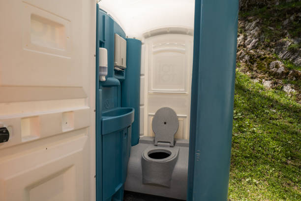 Best Standard Portable Toilet Rental  in South Temple, PA